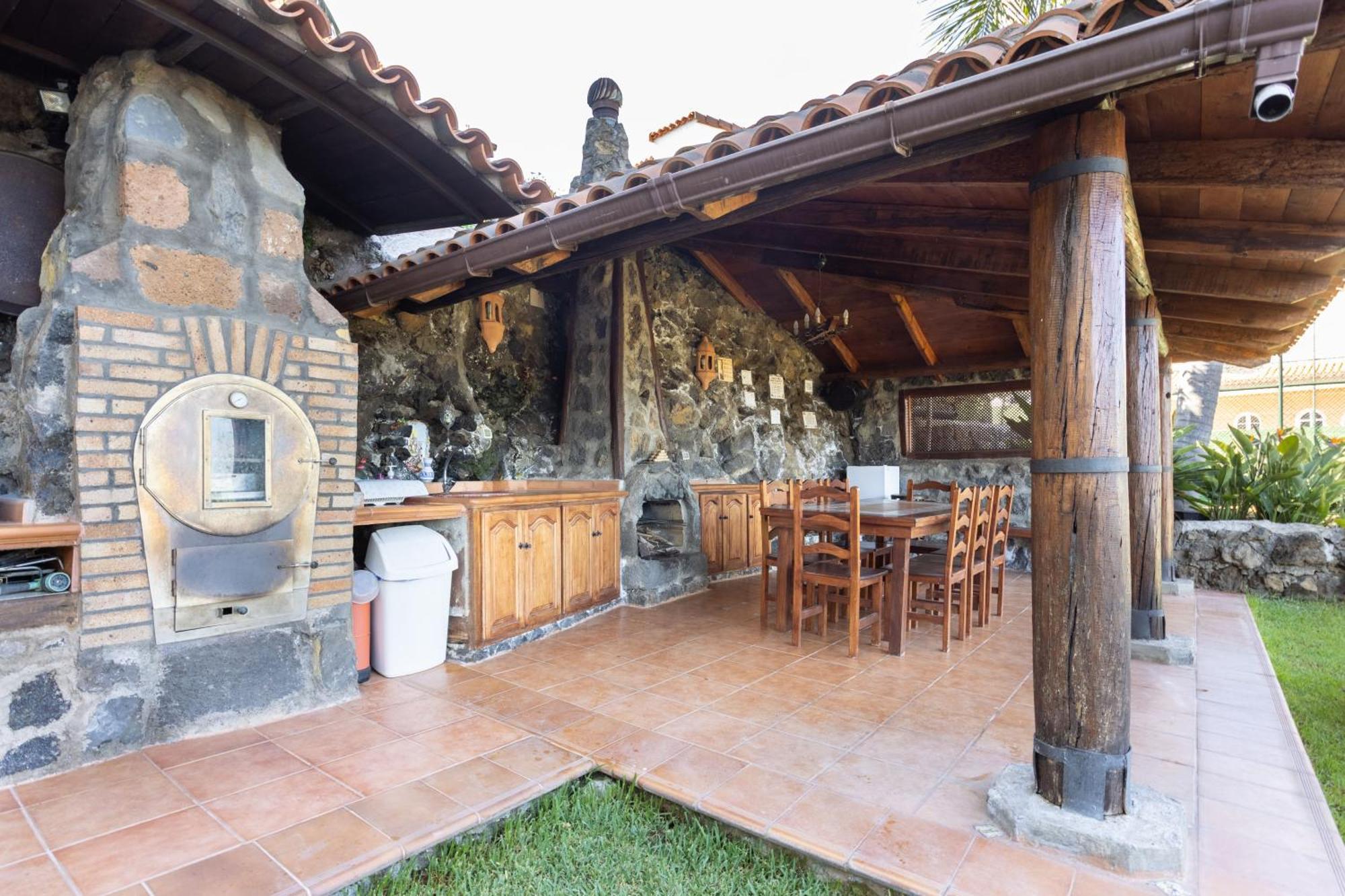 Casa Los Grabados, Piscina, Vistas, Barbacoa Y Zen Icod De Los Vinos Extérieur photo